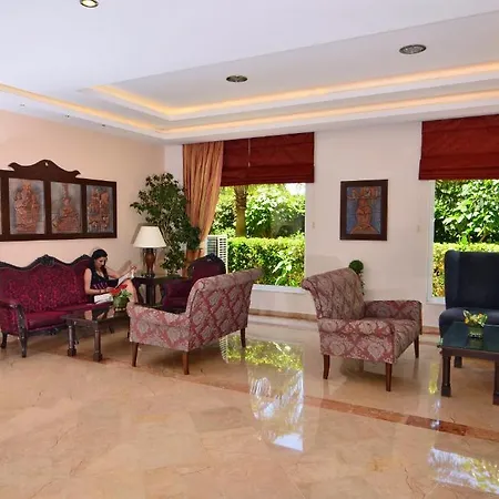 Royal Garden Suite Hotel-3
